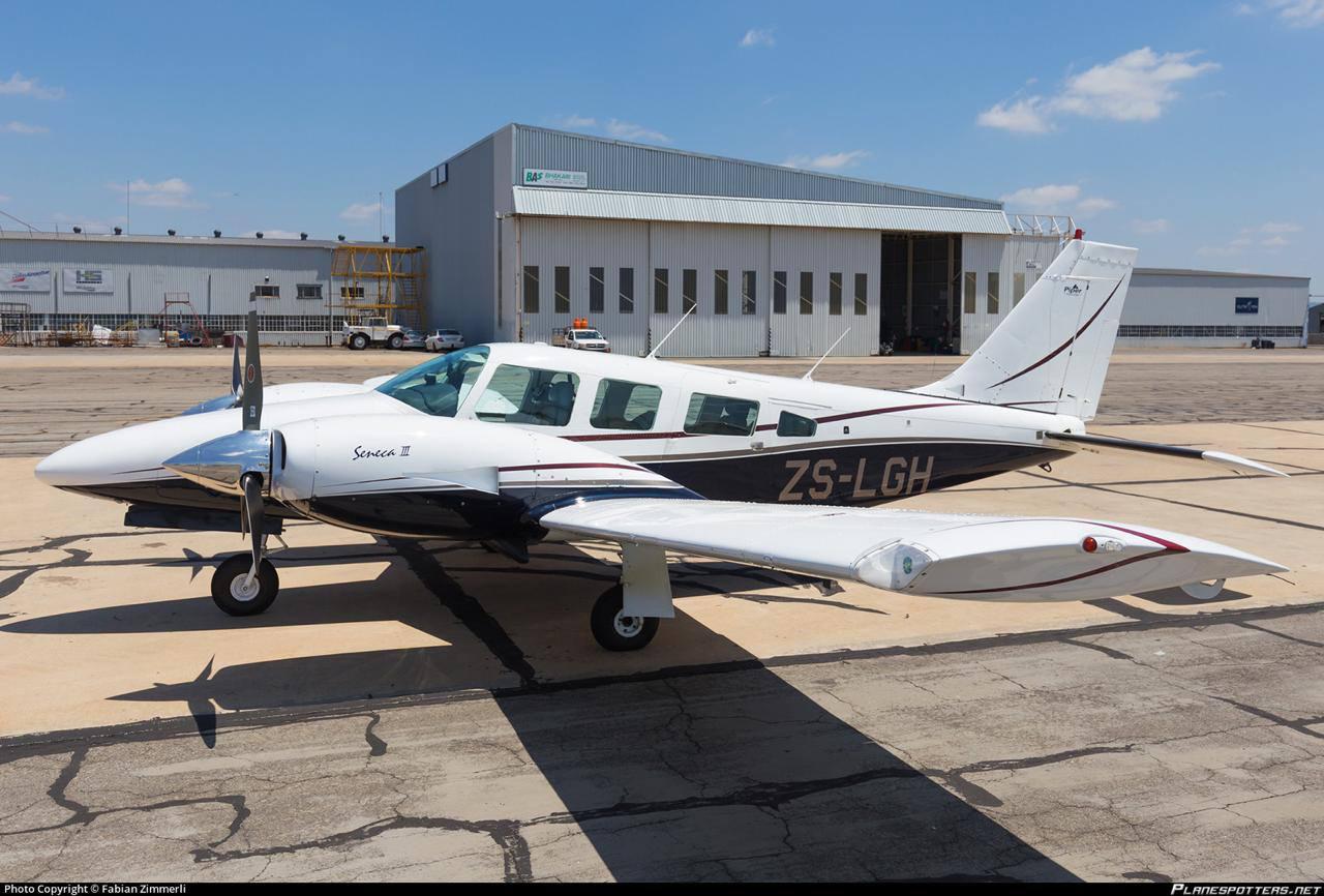 Piper Seneca PA-34-220T